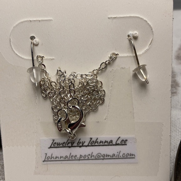 🛍️Peace Set Necklace & Earrings 🛍️3 for $13🛍️ SALE!! - Picture 4 of 4